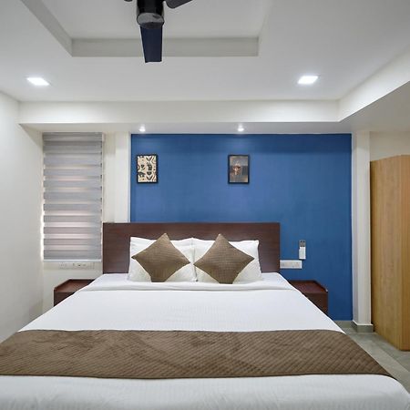 Reach Inn Kochi Exterior foto