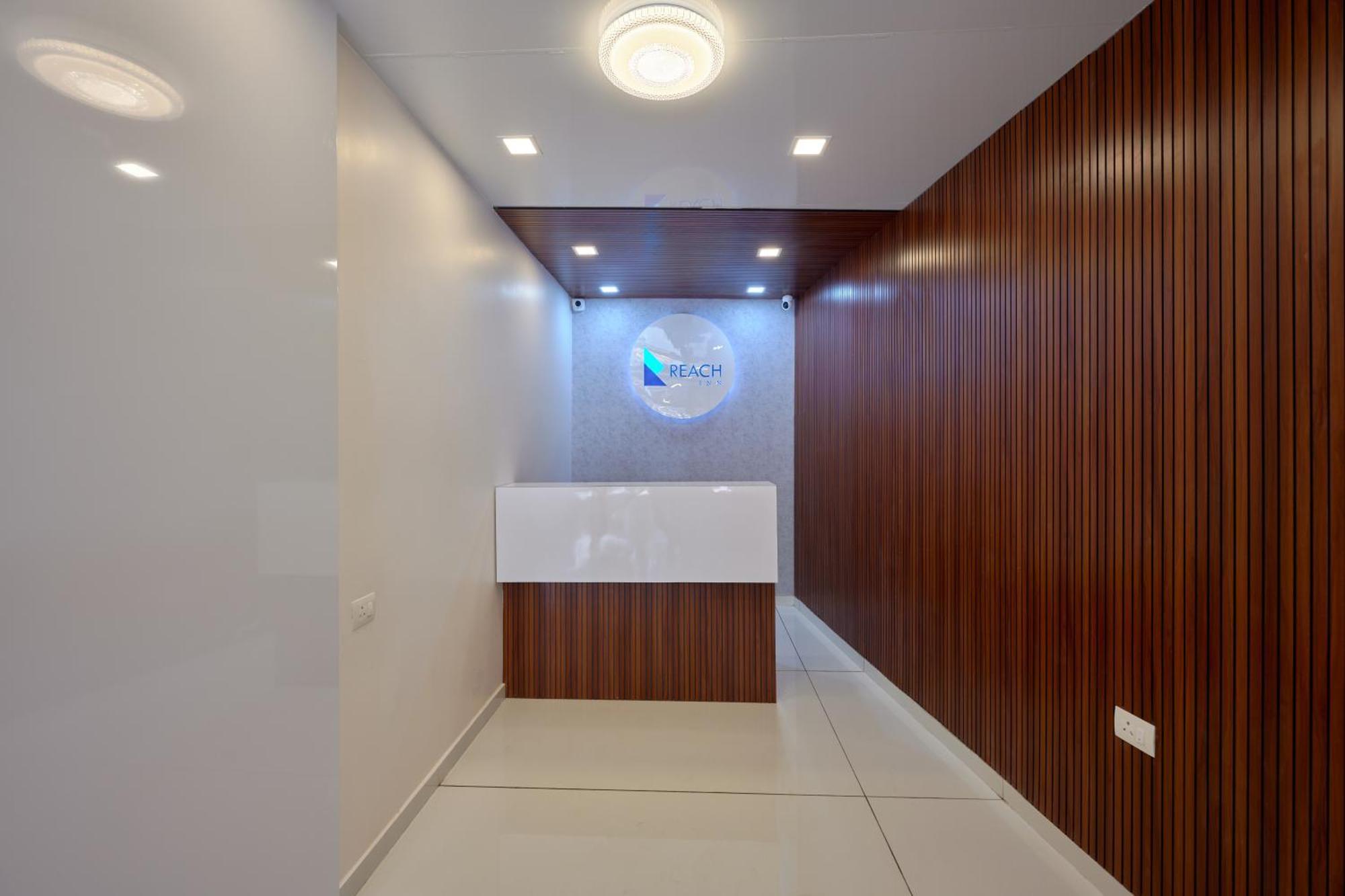 Reach Inn Kochi Exterior foto