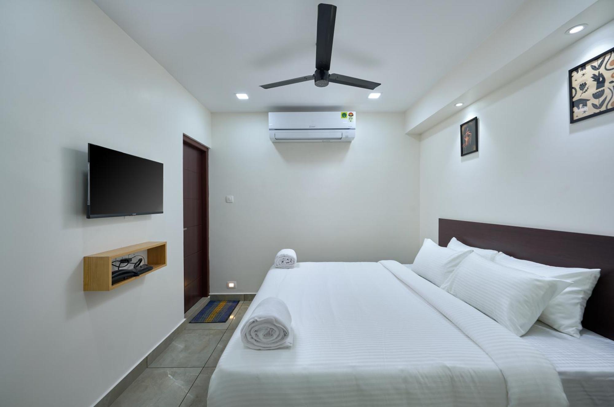 Reach Inn Kochi Exterior foto