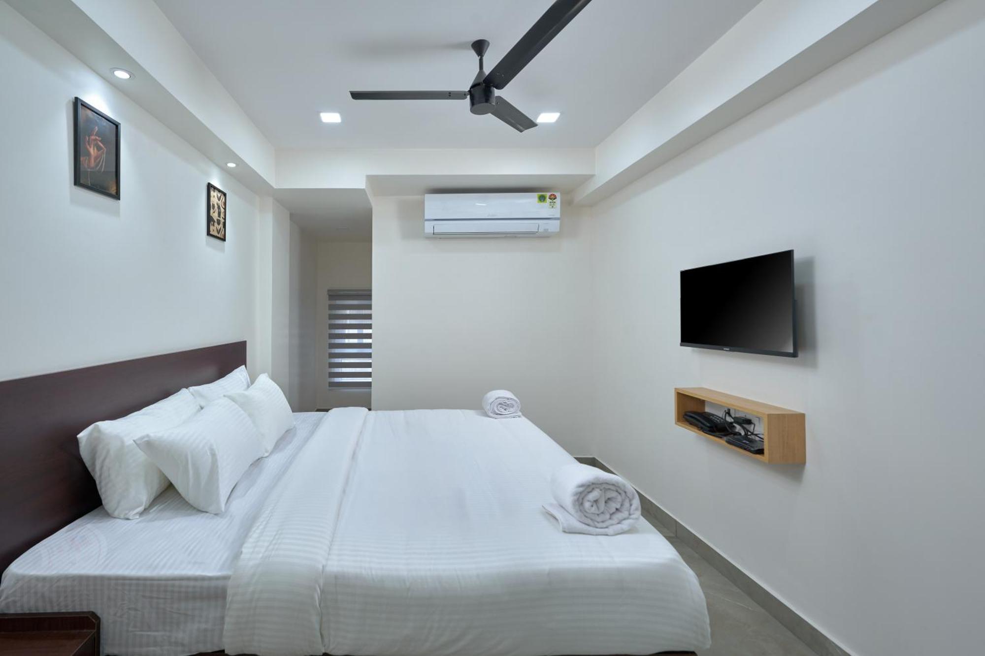 Reach Inn Kochi Exterior foto