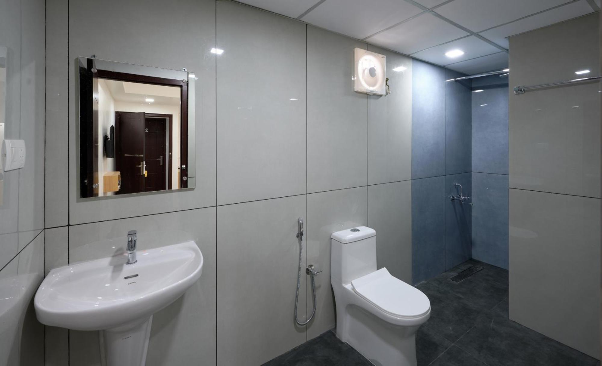 Reach Inn Kochi Exterior foto