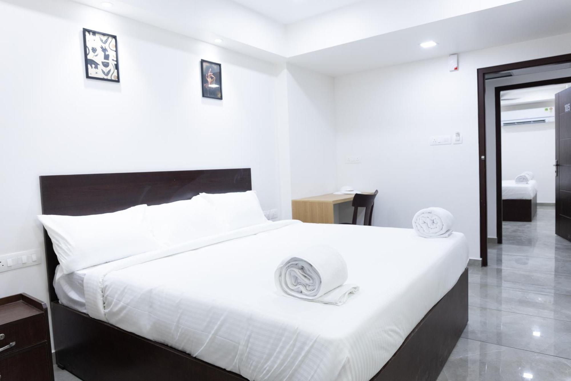 Reach Inn Kochi Exterior foto